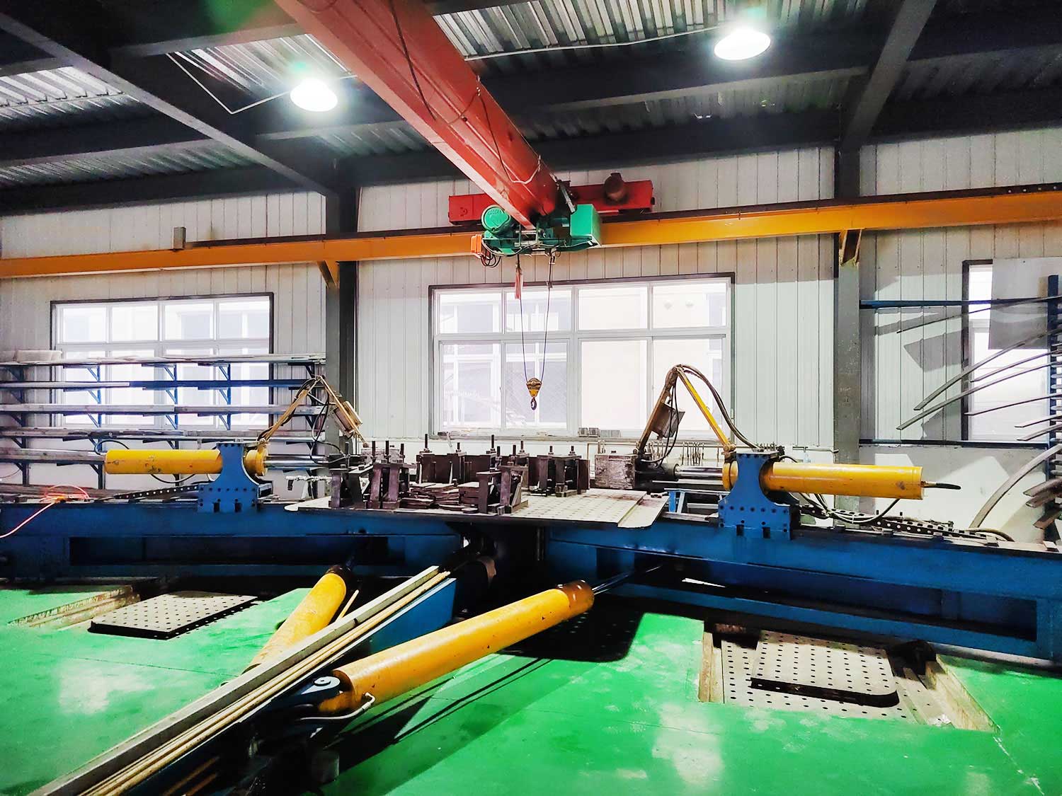 35噸型材拉彎機(jī)