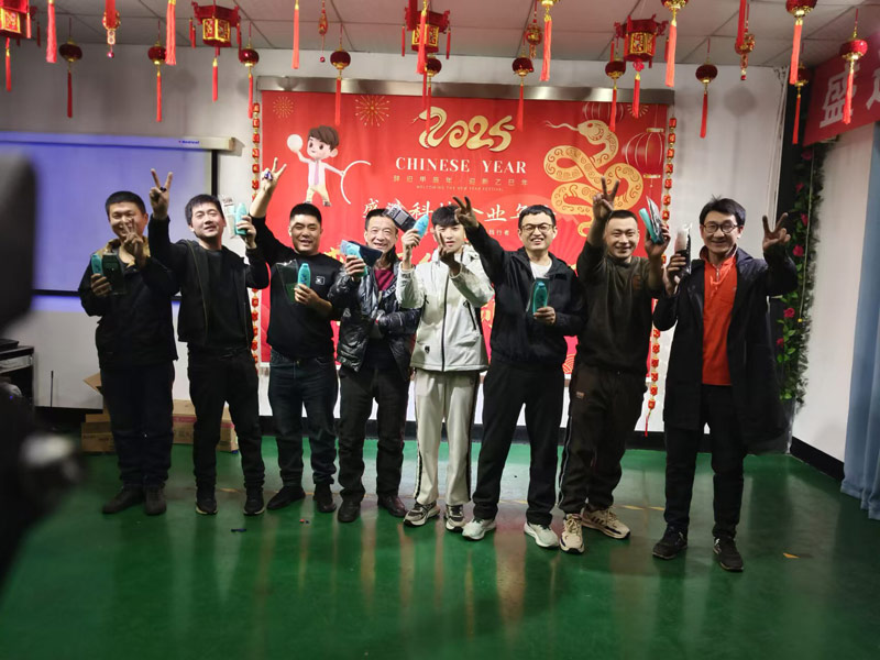 感恩同行,珍惜當下,勵志你我|2025北京盛達偉業型材拉彎廠創新奮進!