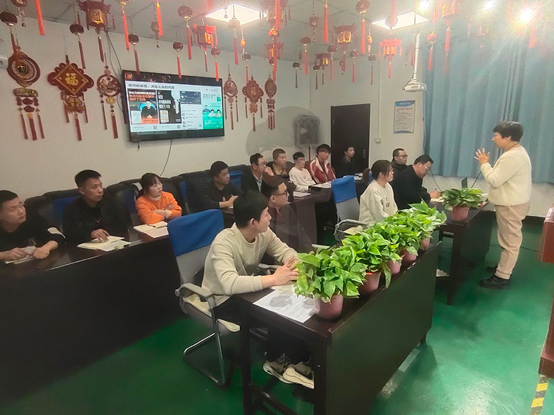 思維破繭,共赴成長:北京鋁型材彎弧加工廠共讀聯盟學習小組進階之旅 思維破繭,共赴成長:北京鋁型材彎弧加工廠共讀聯盟學習小組進階之旅