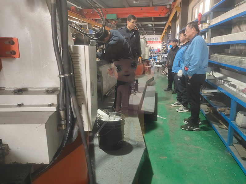 環(huán)保與美學結(jié)合：鋁包木型材拉彎的可持續(xù)發(fā)展與設計趨勢探討