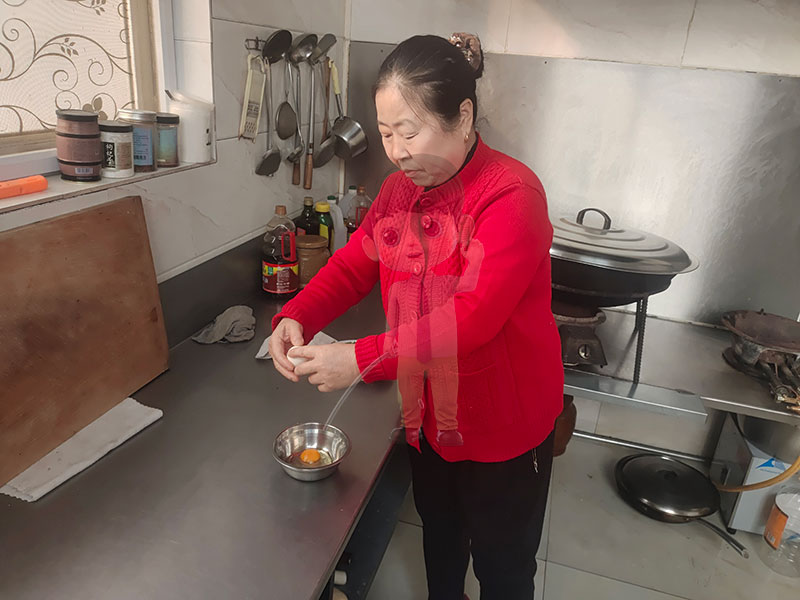 北京型材拉彎加工廠“三八”婦女節:致敬最美“她”身影 北京型材拉彎加工廠“三八”婦女節:致敬最美“她”身影