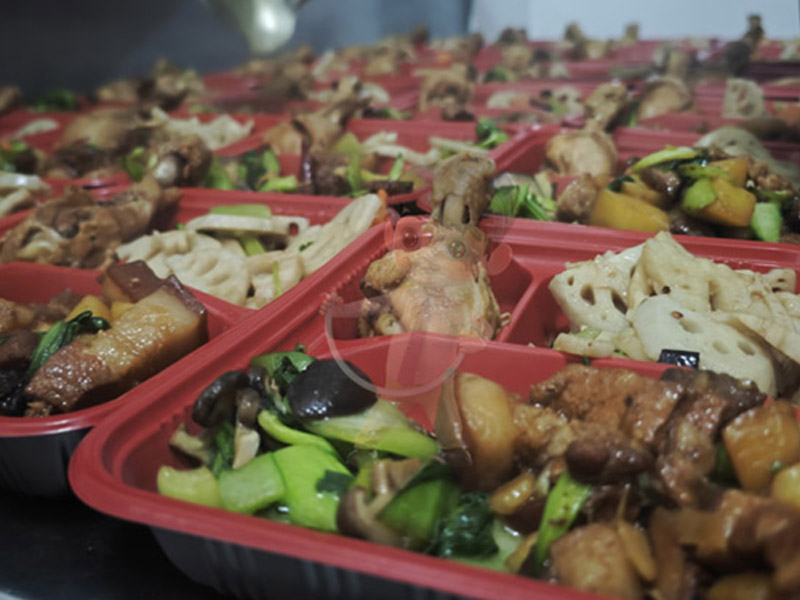 北京型材拉彎廠的平安夜重不重要？當(dāng)然重要，更重要的是平安喜樂，愿盛達(dá)拉彎人所念皆所愿，平安順?biāo)臁⑾矘窡o憂！