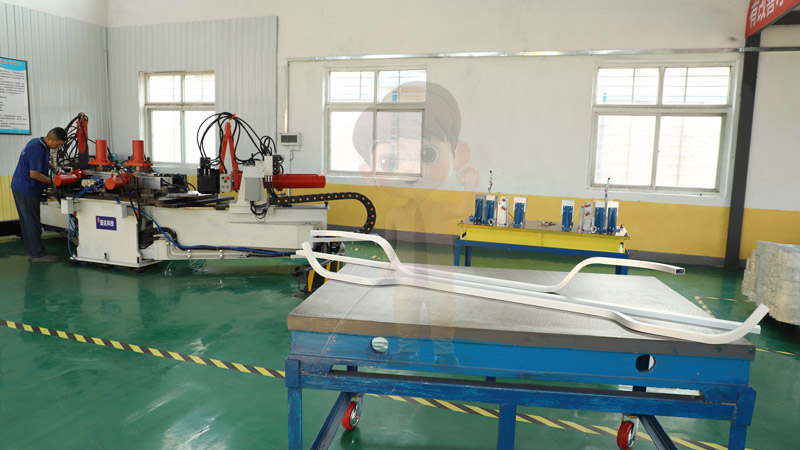 汽車防撞梁 汽車防撞梁