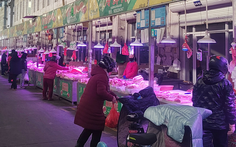 盛達偉業北京型材拉彎廠冬季關懷:發放勞動保護用品與組織聚餐活動的雙重溫暖 盛達偉業北京型材拉彎廠冬季關懷:發放勞動保護用品與組織聚餐活動的雙重溫暖